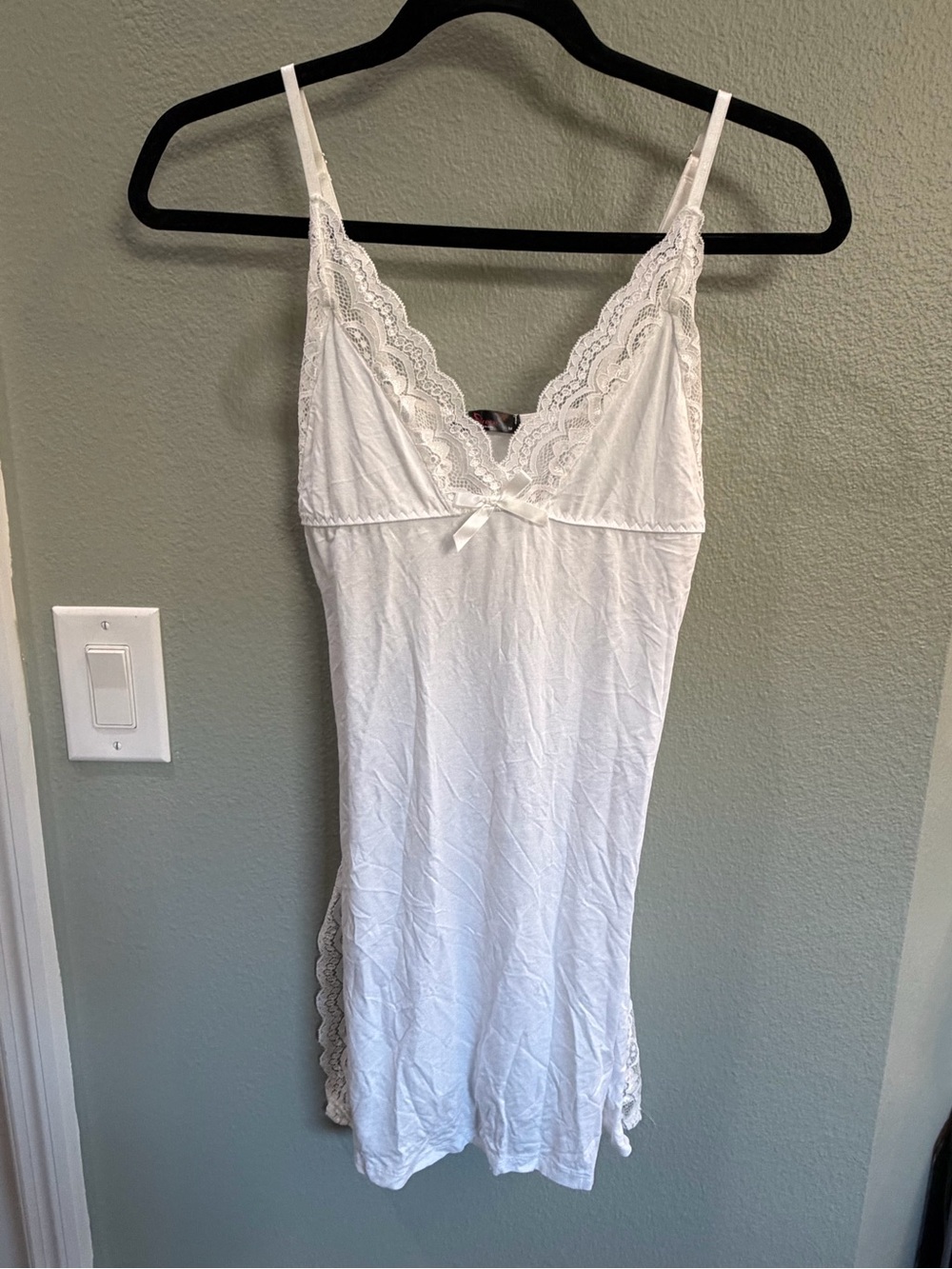 NWOT Delicate Lace-Trim White Chemise